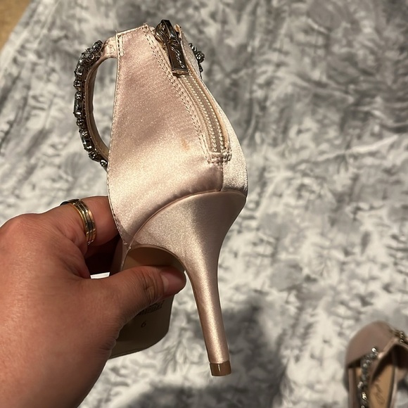 Jewel Badgley Mischka Caroline Embellished Strap Evening Shoe NWOT - Bridal - Picture 12 of 12
